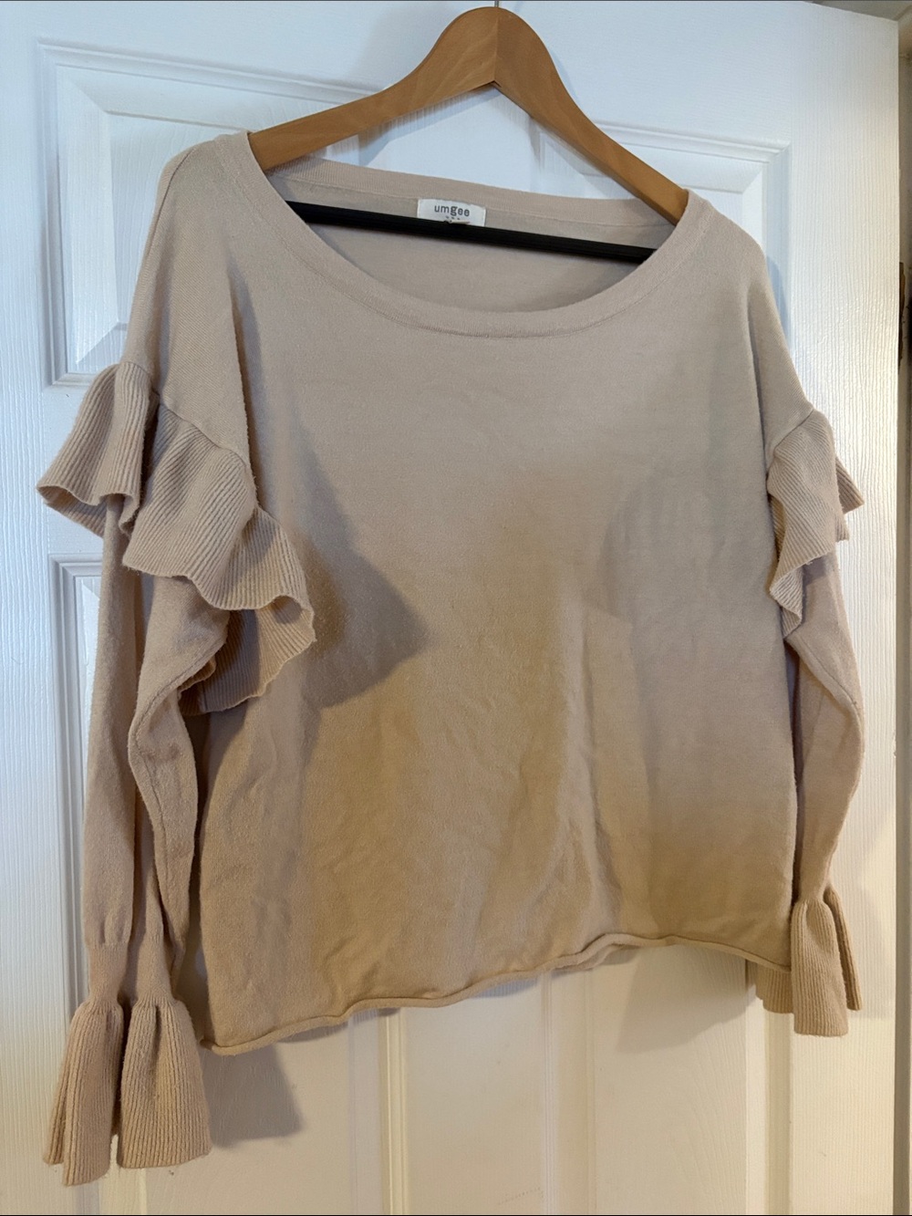 Umgee Cream Ruffle-Sleeve Pullover Sweater